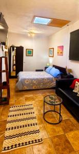 En eller flere senge i et værelse på Finca Lucía - Las Buganvillas