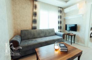 Posezení v ubytování Mersin Kent Suit Hotel