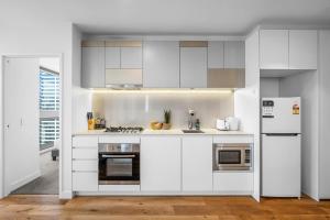 Luxurious apt In Southern Cross-Harbour Views 3B2B 주방 또는 간이 주방