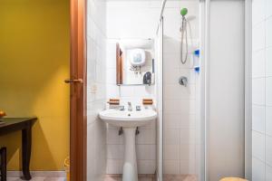 Ένα μπάνιο στο Venusroom +13 φωτογραφίες