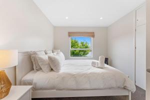 Imagine din galeria proprietății Rimu Retreat with wifi and 3 mins to town în Taupo