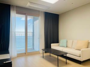 Posezení v ubytování OceanStay E7 INN-TheCity