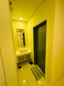 クアラルンプールにあるThe Mercu Summer Suites KLCC by RSRのギャラリーの写真