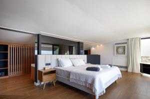 Postel nebo postele na pokoji v ubytování Villa Mika + 66 fotografií