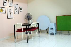 Φωτογραφία από το άλμπουμ του 马六甲老地方3房住宿 στη Μελάκα