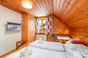 Postel nebo postele na pokoji v ubytování Matzling Apartment - by myNests