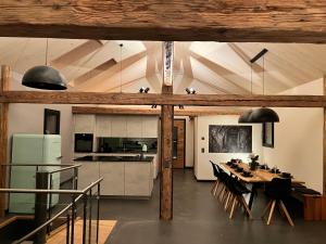 Kuchyň nebo kuchyňský kout v ubytování Chalet Charbon + 28 fotografií
