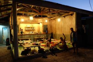 Hosté ubytování Malapascua Budget Inn MBI DIVE CENTER + 37 fotografií
