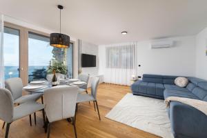 Posedenie v ubytovaní Villa Njivice Apartman Marina