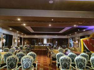 Posezení v ubytování TGN SUITES - HOTEL