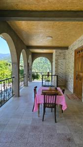 Foto dalla galleria di 10 Valley a Didachara