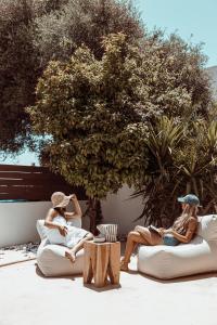 Χώρος καθιστικού στο Om Living Afitos