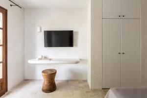 TV a/nebo společenská místnost v ubytování Om Living Pelion