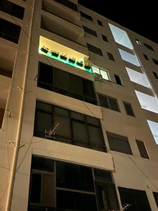 Το κτήριο όπου στεγάζεται  το διαμέρισμα +11 φωτογραφίες