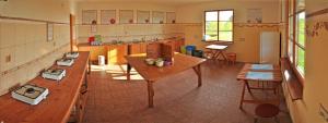 Kuchyň nebo kuchyňský kout v ubytování Campsite Leiputrija
