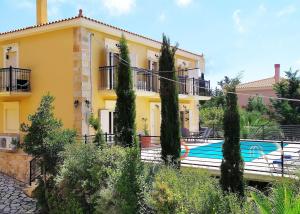 Бассейн в 3 Bedroom Villa, Private Pool, Sea Views, Kefalonia или поблизости +10 фотографий