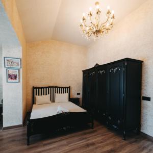 Postel nebo postele na pokoji v ubytování Avrasya Inn Hotel