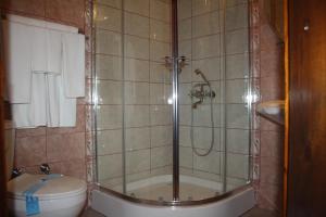 Ένα μπάνιο στο Family Hotel Maraya +19 φωτογραφίες