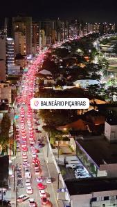 Γενική άποψη της πόλης Picarras ή θέα της πόλης από  αυτή η παραθεριστική κατοικία