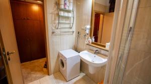 Kúpeľňa v ubytovaní Bernadett Villa Apartman 3
