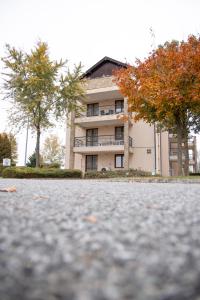 Budova, v ktorej sa apartmán nachádza