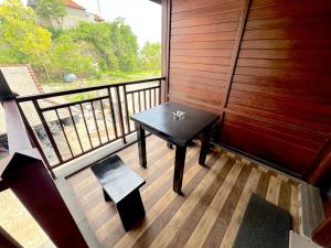 Balkón nebo terasa v ubytování Panji Hill Residence