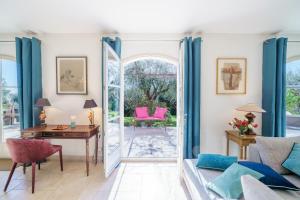 トゥレット・シュル・ルーにあるMagnifique Bastide des Oliviers classée 5 étoilesのギャラリーの写真