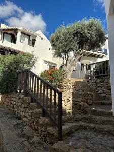 Το κτήριο όπου στεγάζεται  το διαμέρισμα