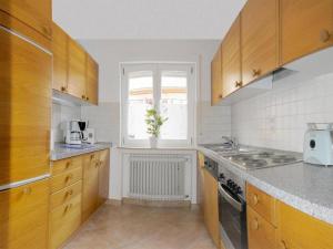 Virtuvė arba virtuvėlė apgyvendinimo įstaigoje Obsthof Vogthof