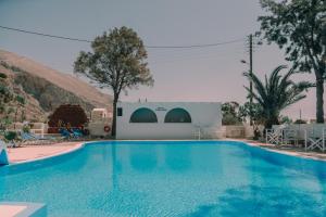 Blue Island hotel Santorini内部或周边的泳池