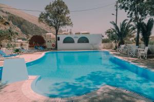 Blue Island hotel Santorini内部或周边的泳池
