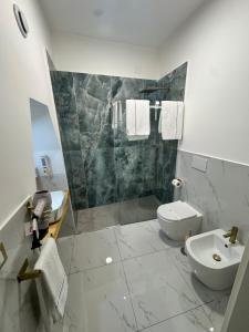 Koupelna v ubytování luxury sweet dreams