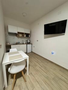 Kuchyň nebo kuchyňský kout v ubytování luxury sweet dreams + 3 fotografie