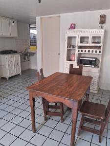 Gallery image of Casa de tres habitaciones por infonavit constituyentes in Uruapan del Progreso +6 photos