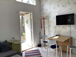 TV a/nebo společenská místnost v ubytování Holiday home SÖLVESBORG XVI