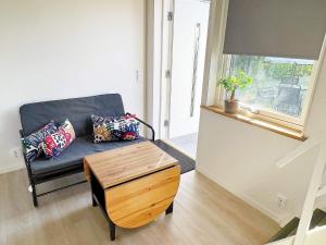 Zona d'estar a 3 person holiday home in Sölvesborg-By Traum