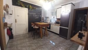 Kuchyňa alebo kuchynka v ubytovaní EL RINCÓN DE CHAVELY
