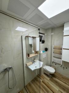 Koupelna v ubytování Jokica apartmani