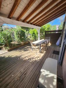 Балкон или терраса в Maison de vacance toute équipée