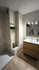 Et badeværelse på El Mirador dels Ports