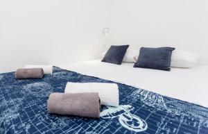 En eller flere senge i et værelse på Luxury suites Juricevic