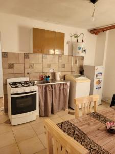 Nhà bếp/bếp nhỏ tại Mate host