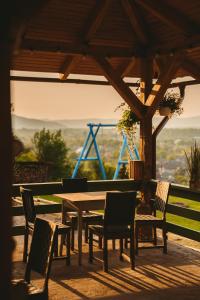 Gallery image of forest garden in Sighetu Marmaţiei +14 photos