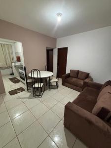 Ruang duduk di Apartamento Faria