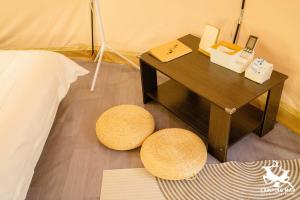 Postel nebo postele na pokoji v ubytování 99Glamping