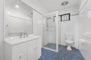 Ένα μπάνιο στο Bombora 34 East Street +16 φωτογραφίες