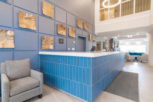 Posezení v ubytování Sandman Hotel Quesnel