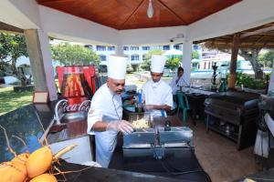 Khách lưu trú tại Hotel Lanka Super Corals