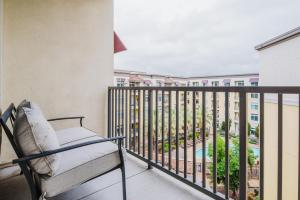 Ảnh trong thư viện ảnh của Blueground Dublin pool AC nr museums SFO-1781 ở San Francisco