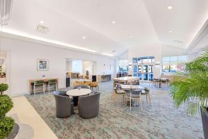 Restaurace v ubytování Homewood Suites by Hilton East Rutherford - Meadowlands, NJ